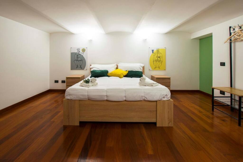 In Center Benni Apartment Palermo Luaran gambar