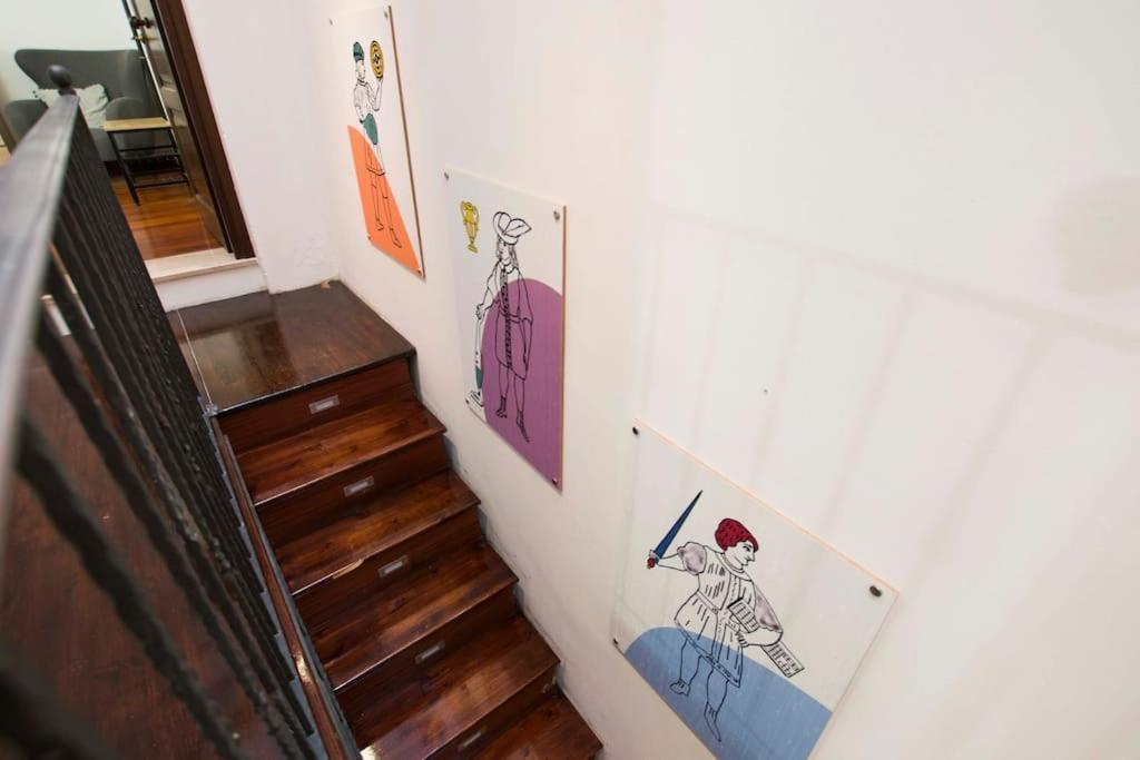 In Center Benni Apartment Palermo Luaran gambar