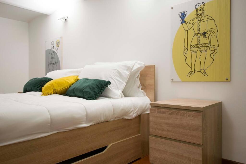 In Center Benni Apartment Palermo Luaran gambar